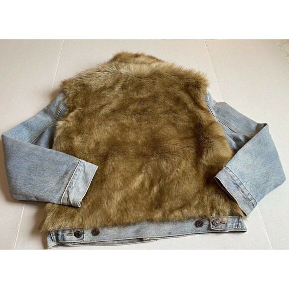 Levi's Premium Oversized Faux Fur Women Trucker S - Picture 10 of 11